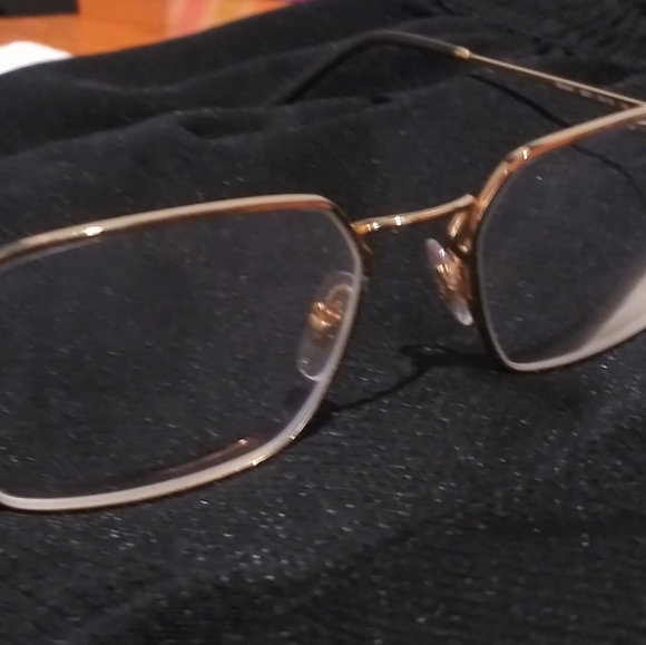 Gold Frames - Picture 4 of 4